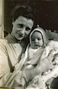 Grace with daughter Joan